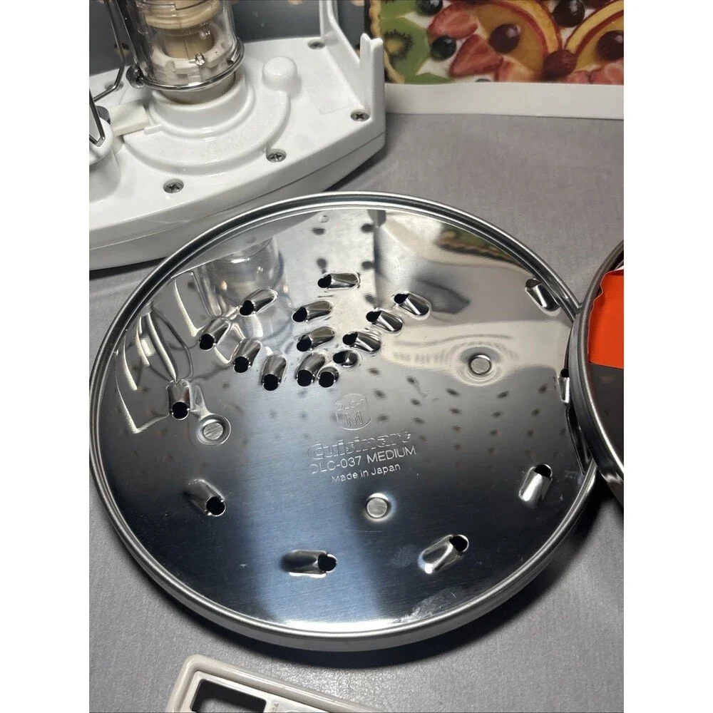 Cuisinart DLC-7 Food Processor Series Blades, Discs, Whisk Set, Spatula, Recipes